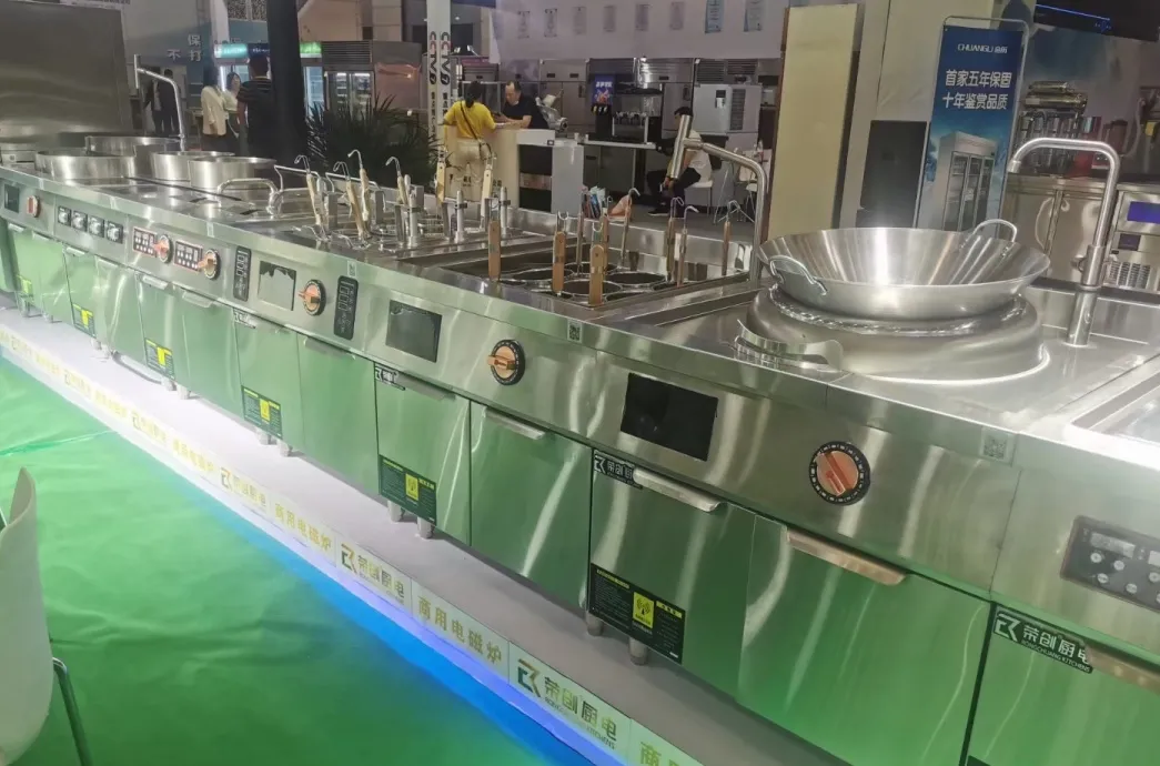 展會(huì)回顧｜榮創廚電(diàn)，科(kē)技(jì)創新推動智能(néng)廚房(fáng)發展